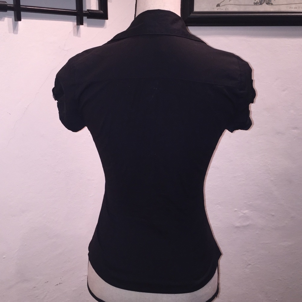 H&M black button down top - Picture 4 of 4